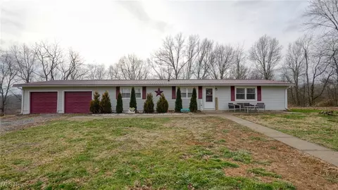 10614 Linwood Rd, Pleasant City, OH 43772