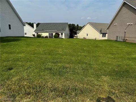 V/l High Pointe Circle, Middlefield, OH 44062