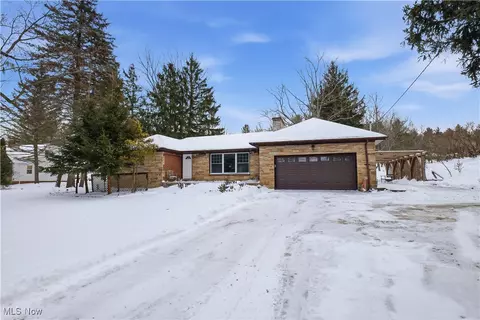 1549 W Sprague Rd, Broadview Heights, OH 44147