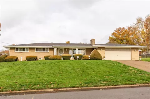 602 Sheri Ave NE, Massillon, OH 44646