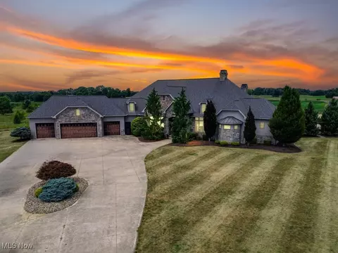 1771 Midway St NW, Uniontown, OH 44685