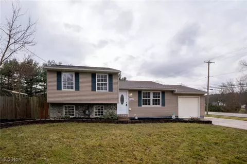 1162 Tait Rd, Akron, OH 44319