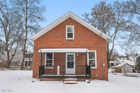 1453 Woodbirch Ave, Akron, OH 44314