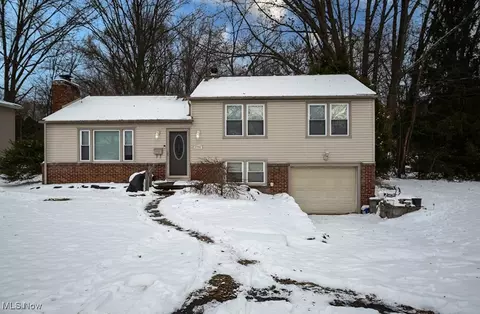 3794 Monaca Ave, Youngstown, OH 44511