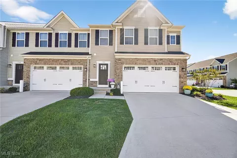 180 Forecastle Trl, Medina, OH 44256