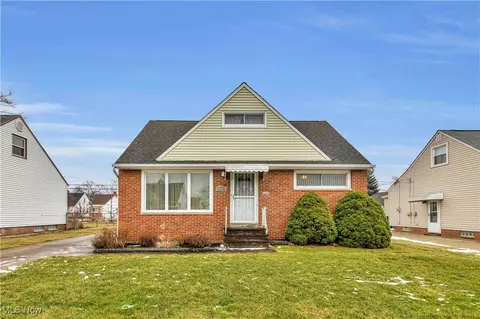 21250 Milan Ave, Euclid, OH 44119