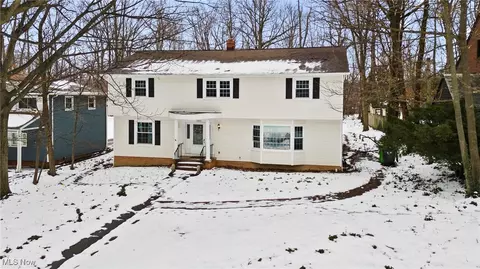1979 Laurel Hill Dr, South Euclid, OH 44121
