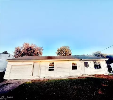1325 Miami St, Youngstown, OH 44505