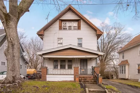 429 Lovisa St, Akron, OH 44311