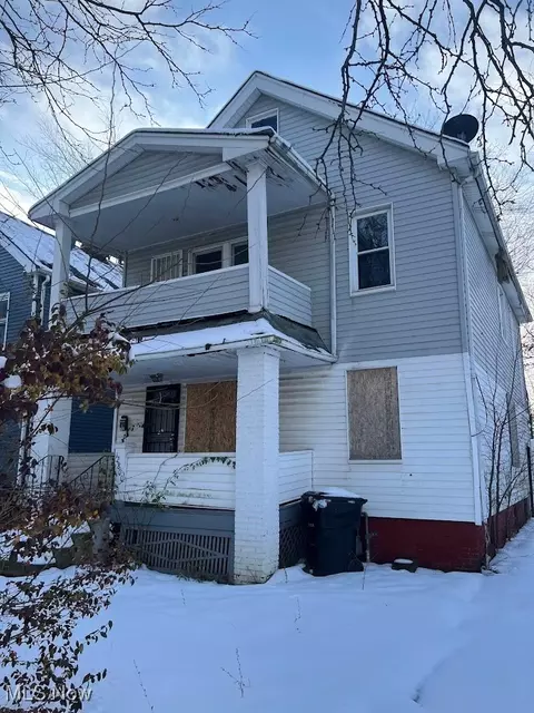 12800 Signet Ave, Cleveland, OH 44120