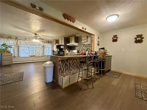 Kitchen - 18 Morningside Rd, Niles, OH 44446 photo 1 of 3