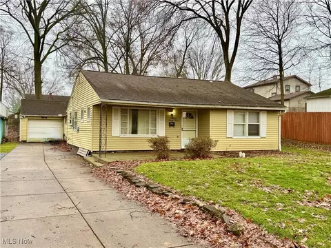 1923 Medford Ave, Youngstown, OH 44514