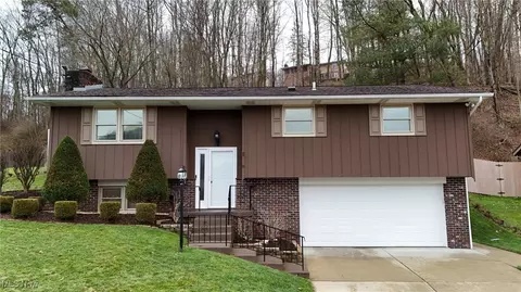 105 Judi Dr, Weirton, WV 26062