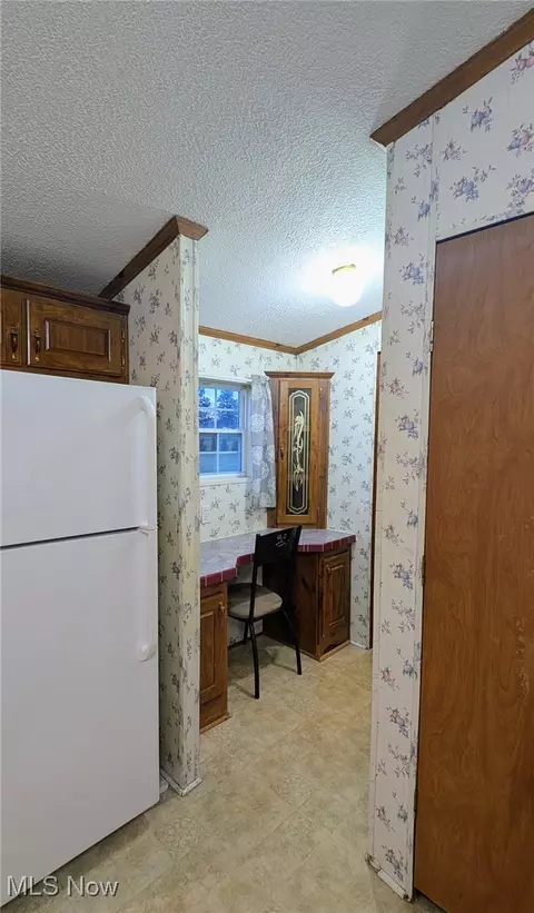 Entry Way - 9623 Yoder Rd, Sterling, OH 44276 photo 1 of 1