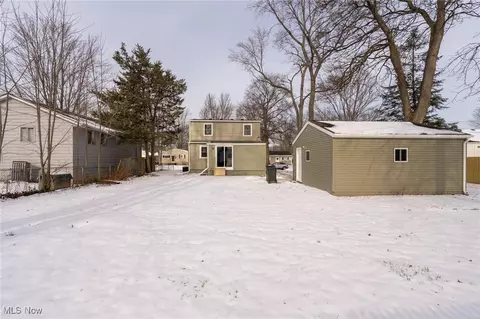 553 Purdue Ave, Elyria, OH 44035 photo 31