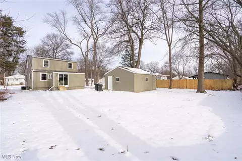 553 Purdue Ave, Elyria, OH 44035 photo 30