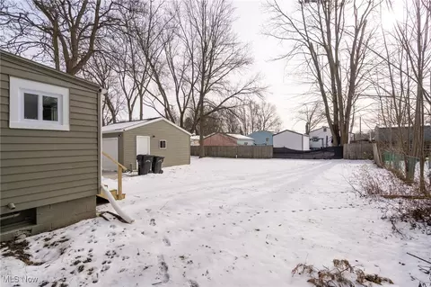 553 Purdue Ave, Elyria, OH 44035 photo 29