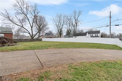 206 Harter Ave NW, Canton, OH 44708 photo 30