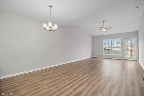 Living - 556 Eldemire Ln, Elyria, OH 44035 photo 1 of 5