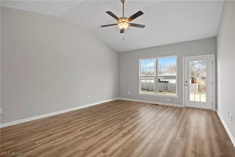 Living - 556 Eldemire Ln, Elyria, OH 44035 photo 3 of 5