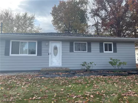 245 Bermont, Munroe Falls, OH 44262