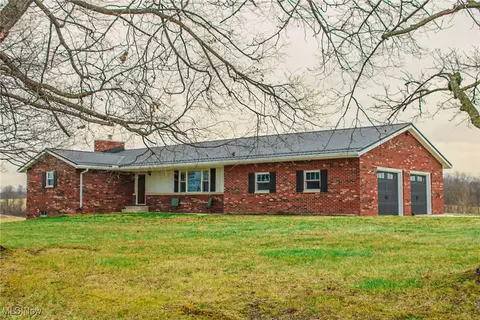 2242 S Mccoy Ridge Rd, Stockport, OH 43787