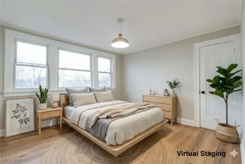 Bedroom - 19331 Ormiston Ave, Euclid, OH 44119 photo 6 of 10