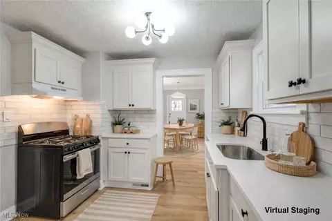 Kitchen - 19331 Ormiston Ave, Euclid, OH 44119 photo 1 of 4
