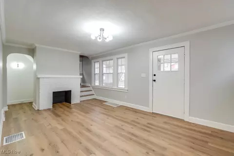 Living - 19331 Ormiston Ave, Euclid, OH 44119 photo 6 of 7