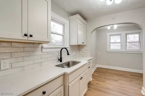 Kitchen - 19331 Ormiston Ave, Euclid, OH 44119 photo 2 of 4