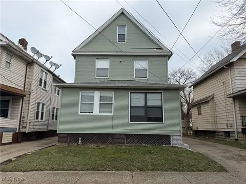 2183 W 106th St, Cleveland, OH 44102
