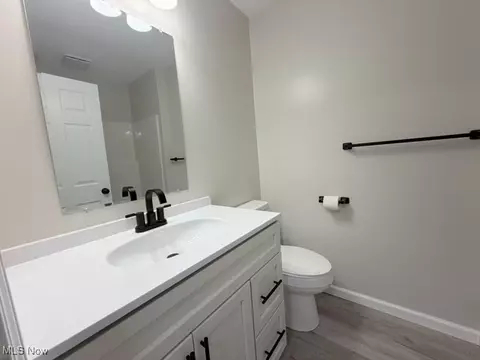312 E 21st St, Dover, OH 44622 photo 11