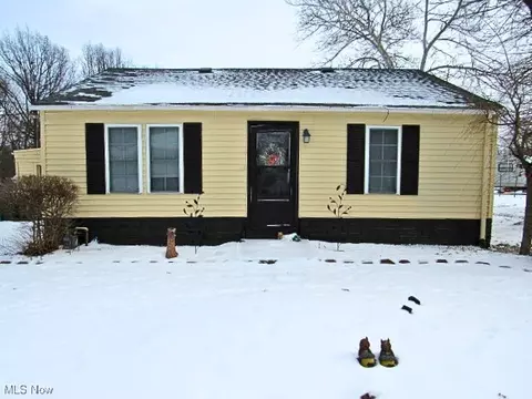 5211 Hecock Ave, Lorain, OH 44055