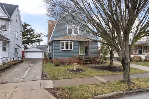 1540 Wyandotte Ave, Lakewood, OH 44107