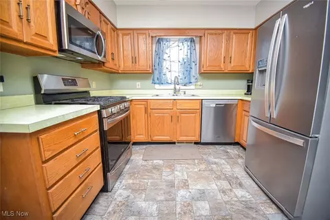 4095 E Smith Rd, Medina, OH 44256 photo 8