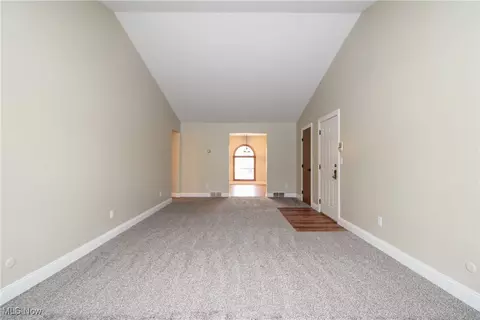 901 Pearson Cir #3, Boardman, OH 44512 photo 6