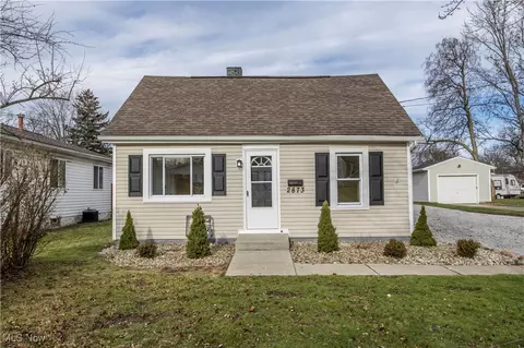 2873 Shelburn Ave, Akron, OH 44312