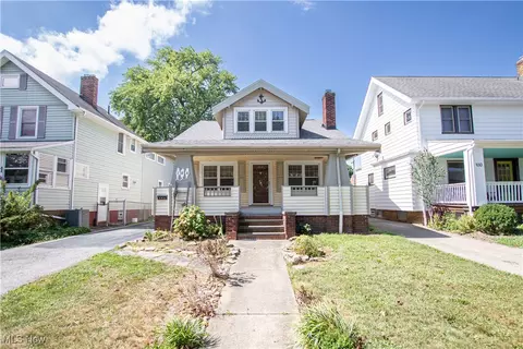 104 E 219th St, Euclid, OH 44123