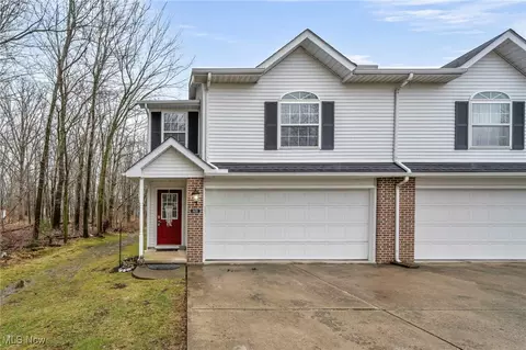 8431 Hendricks Rd, Mentor, OH 44060