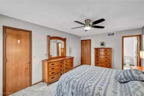 Bedroom - 8431 Hendricks Rd, Mentor, OH 44060 photo 2 of 6
