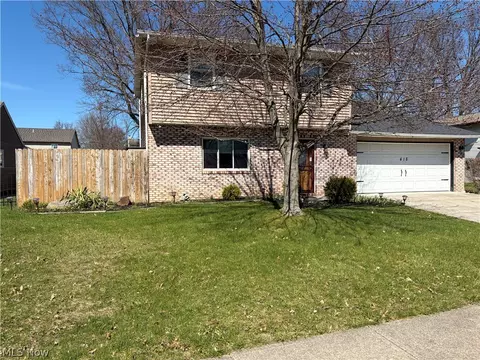 Exterior - 418 Carol Ln, Elyria, OH 44035 photo 1 of 3