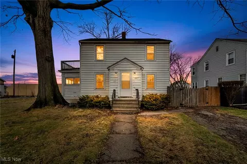 2217 E 32nd St, Lorain, OH 44055