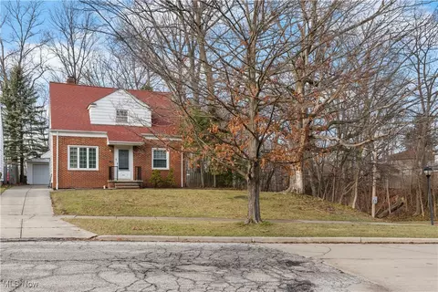 25031 Glenbrook Blvd, Euclid, OH 44117