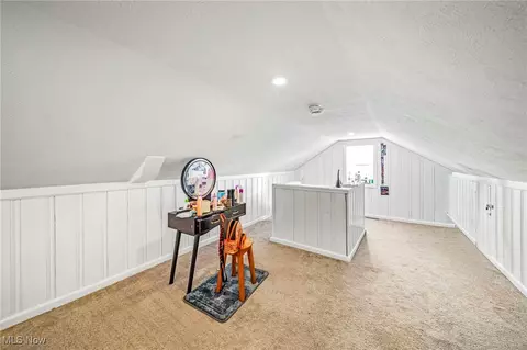 Entry Way - 3024 Latimer Ave, Ashtabula, OH 44004 photo 2 of 2