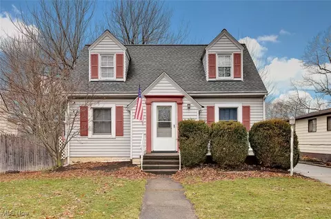 248 Root Rd, Lorain, OH 44052