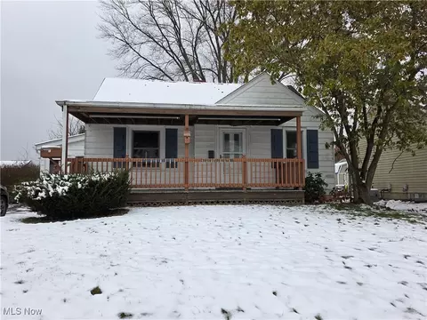 576 23rd St NW, Massillon, OH 44647