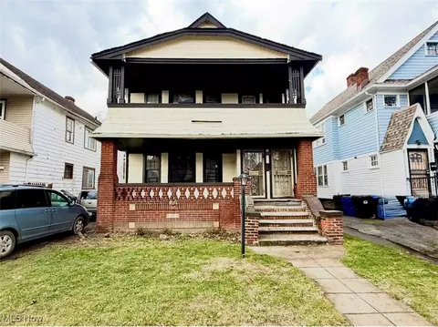 3302 E 146th St, Cleveland, OH 44120