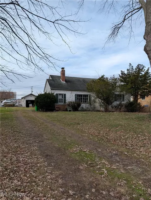 1805 S Linden Ave, Alliance, OH 44601