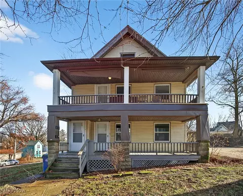 3299 W 82nd St, Cleveland, OH 44102