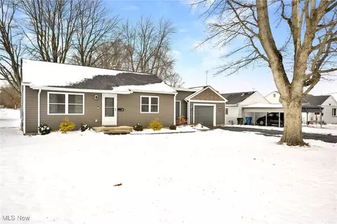 106 N Lake St, South Amherst, OH 44001